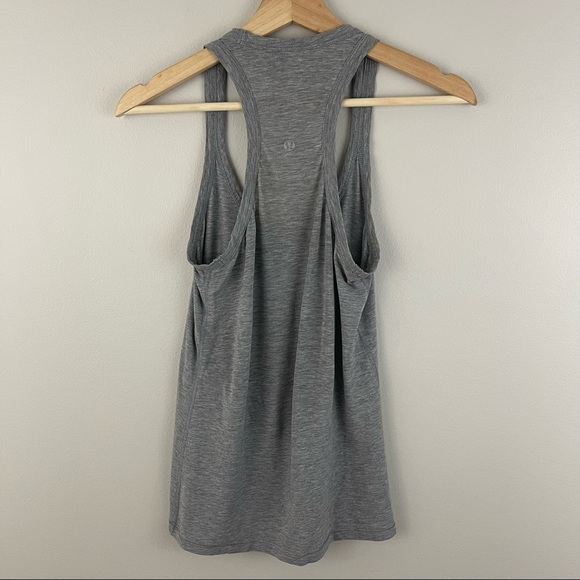 LULULEMON Mini Stripe Hearthered Arctic Grey White Yogi Racerback IV Tank Top - Picture 13 of 13